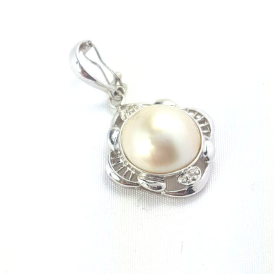 Pearl Pendant